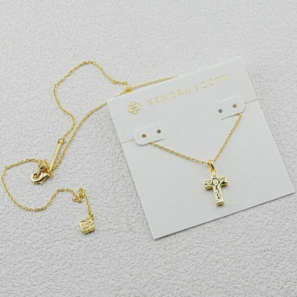 Kendra Scott Hammered Cross Gold Pendant Necklace - Picture 2 of 2